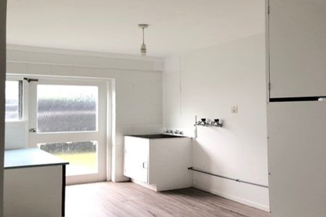 Photo of property in 76a Lake Road, Narrow Neck, Auckland, 0624