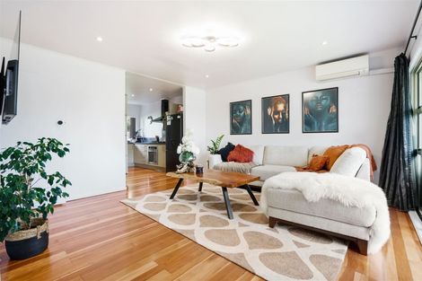 Photo of property in 2/1 Morris Avenue, Papatoetoe, Auckland, 2025