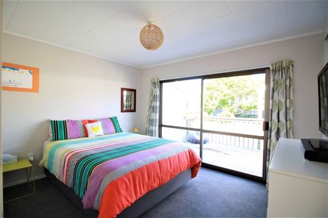 Photo of property in 17 Mako Avenue, Whiritoa, Whangamata, 3691