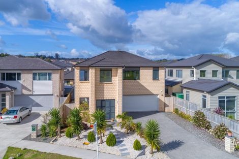 Photo of property in 14 Aster Place, Flat Bush, Auckland, 2019