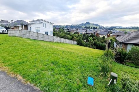 Photo of property in 72 Helenslee Road, Pokeno, 2402