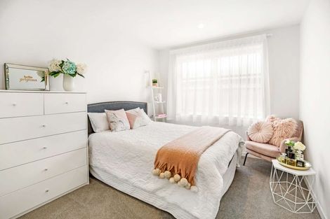 Photo of property in 7 Magnolia Lane, Kelvin Grove, Palmerston North, 4414