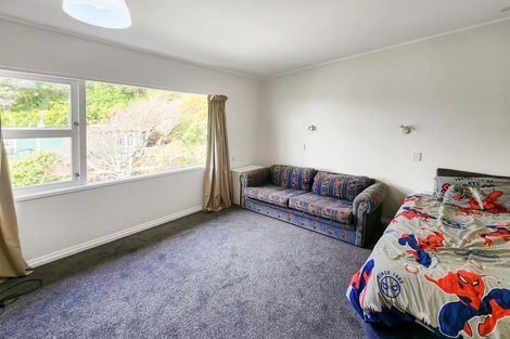 Photo of property in 42b Nikau Street, Eastbourne, Lower Hutt, 5013