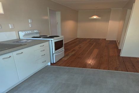 Photo of property in 38 Bassett Road, Johnsonville, Wellington, 6037