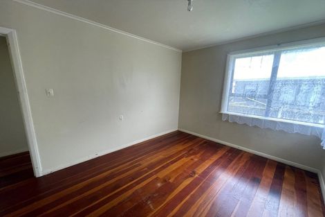 Photo of property in 1/50 Tawa Crescent, Manurewa, Auckland, 2102