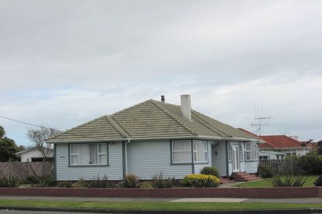 Photo of property in 7 Winchester Street, Levin, 5510