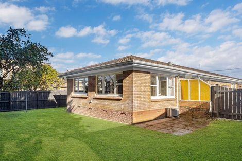 Photo of property in 2/23 Alexander Avenue, Papatoetoe, Auckland, 2025