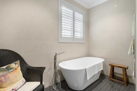 Photo of property in 25 Rewa Rewa Valley, Tairua, 3508