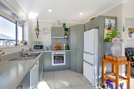 Photo of property in 2/21 Awatea Road, Hornby, Christchurch, 8042