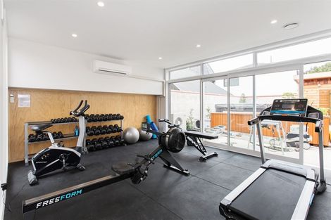 Photo of property in 173 Deans Avenue, Riccarton, Christchurch, 8011