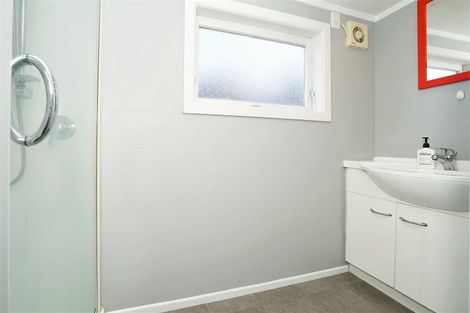 Photo of property in 84 Cambridge Road, Hillcrest, Hamilton, 3216