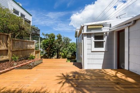 Photo of property in 2 Earls Terrace, Mount Victoria, Wellington, 6011