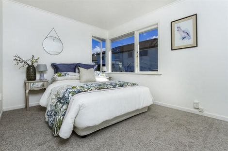 Photo of property in 1/36 Lyttelton Avenue, Forrest Hill, Auckland, 0620