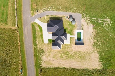 Photo of property in 270 Valley Views, Fitzherbert, Palmerston North, 4472