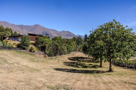 Photo of property in 22 Ballantyne Road, Wanaka, 9305