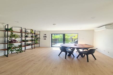 Photo of property in 5 Falcon Crescent, Hobsonville, Auckland, 0618