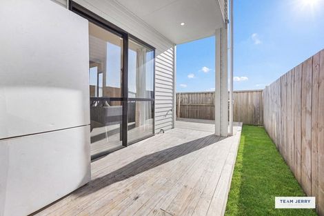 Photo of property in 9 Kairakau Street, Takanini, 2110