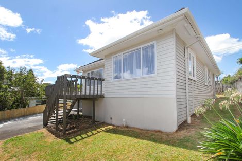 Photo of property in 187a Edmonton Road, Te Atatu South, Auckland, 0610