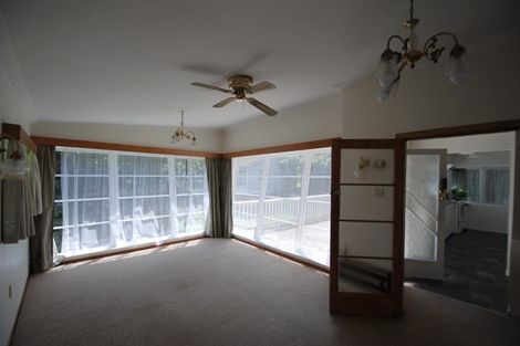 Photo of property in 13 Bell Street, Tawa, Wellington, 5028