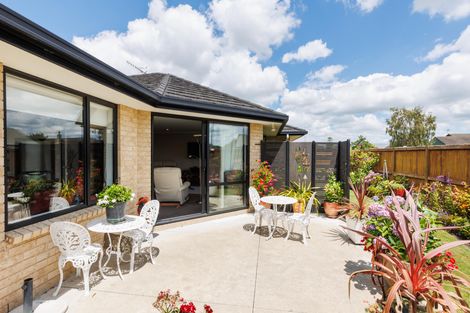 Photo of property in 28 Heretaunga Street, Palmerston North, 4414