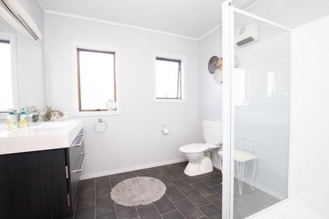 Photo of property in 20 Waihou Street, Turua, Thames, 3574