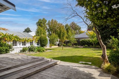 Photo of property in 35 Cambridge Terrace, Masterton, 5810