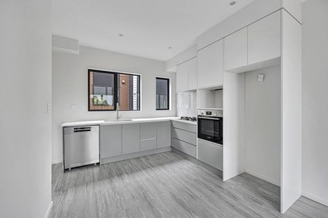 Photo of property in 9/15 Crayford Street, Avondale, Auckland, 1026