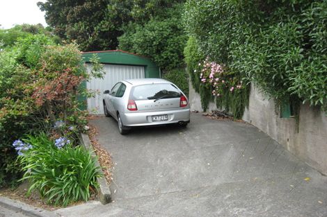 Photo of property in 6 Reserve Terrace, Lyttelton, 8082