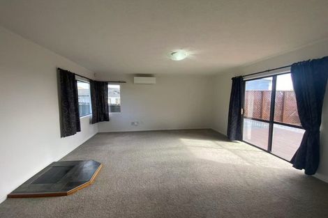 Photo of property in 23 Greenstone Place, Clover Park, Auckland, 2019