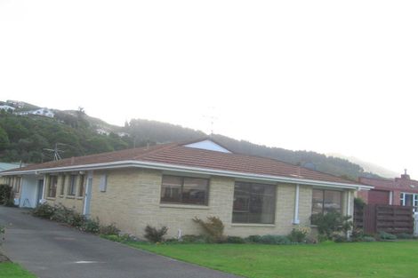 Photo of property in 9 Beauchamp Street, Tawa, Wellington, 5028