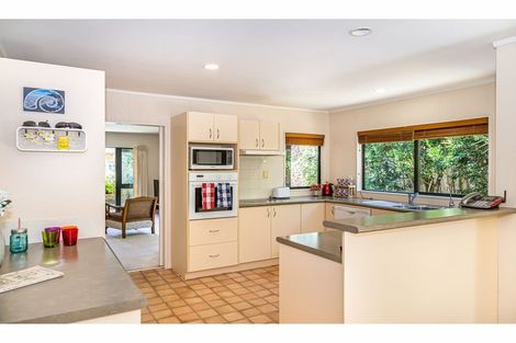 Photo of property in 35 Motutapu Avenue, Manly, Whangaparaoa, 0930