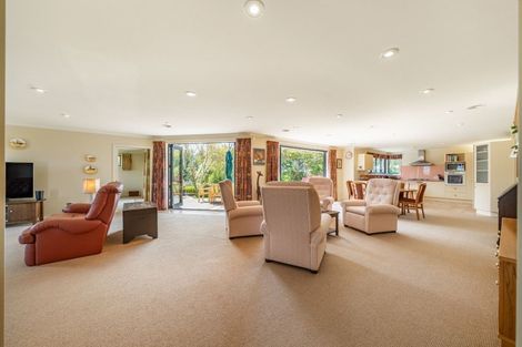 Photo of property in 9 Marua Palm Grove, Timberlea, Upper Hutt, 5018