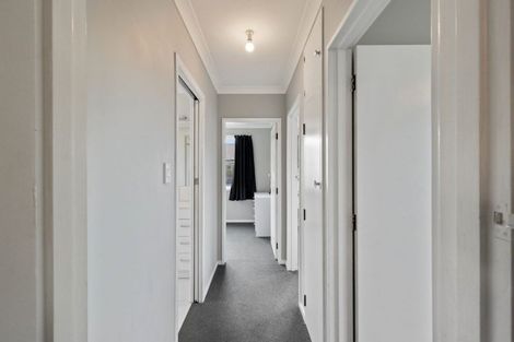 Photo of property in 49 Kimberley Grove, Westbrook, Palmerston North, 4412