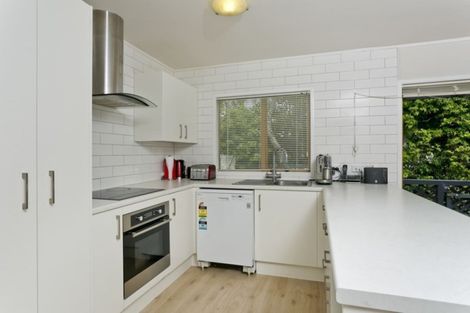 Photo of property in 1/62 Waiau Street, Torbay, Auckland, 0630