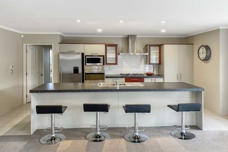 Photo of property in 6 Papaumu Green, Parklands, Christchurch, 8083