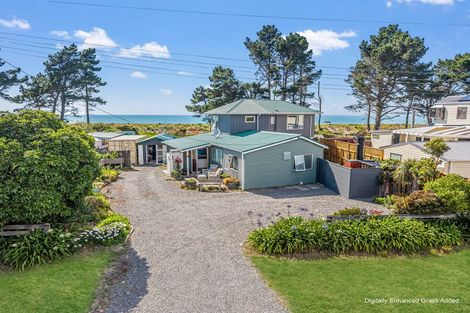 Photo of property in 47 Chamberlain Avenue, Amberley, 7481