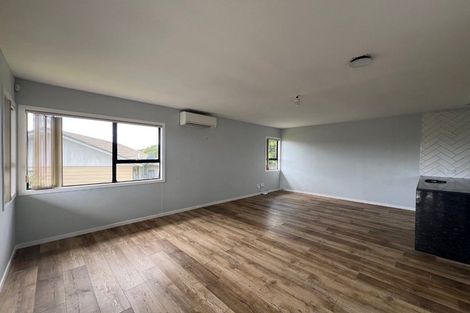 Photo of property in 14 Sabana Place, Unsworth Heights, Auckland, 0632