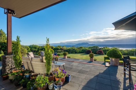 Photo of property in 48 Blue Ridge Drive, Acacia Bay, Taupo, 3385