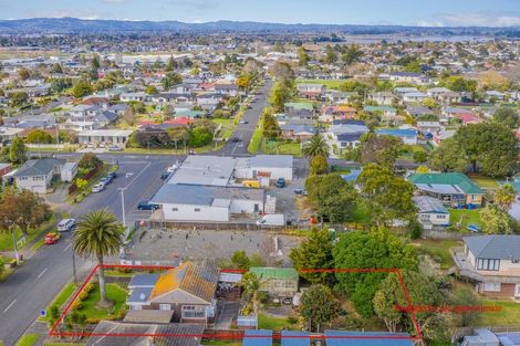 Photo of property in 51 Churchill Avenue, Manurewa, Auckland, 2102