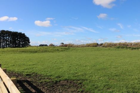 Photo of property in 70 Himatangi Beach Road, Himatangi, Foxton, 4891