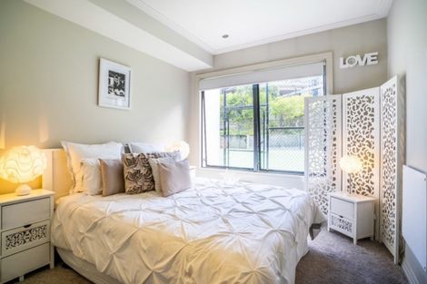 Photo of property in Cooks Apartments, 1e/24 James Cook Crescent, Remuera, Auckland, 1050
