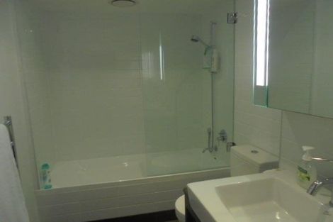 Photo of property in 301/7 Humber Street, Pandora, Napier, 4110