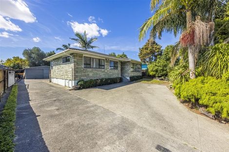 Photo of property in 90 Chichester Drive, Rosehill, Papakura, 2113