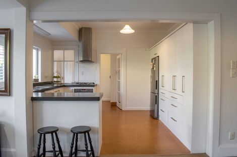 Photo of property in 44 Manapouri Crescent, Hokowhitu, Palmerston North, 4410