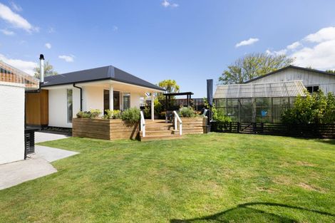 Photo of property in 153 Harris Crescent, Papanui, Christchurch, 8053