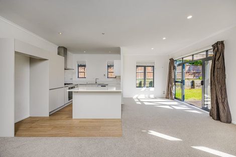 Photo of property in 6 Malbec Place, Huapai, Kumeu, 0810