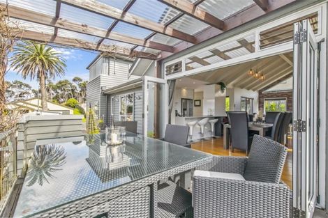 Photo of property in 45 San Valentino Drive, Henderson, Auckland, 0612