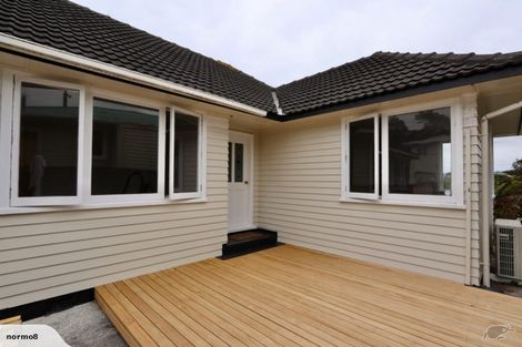 Photo of property in 15 Baylands Drive, Newlands, Wellington, 6037