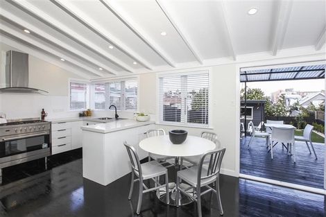 Photo of property in 28 Lincoln Street, Ponsonby, Auckland, 1021