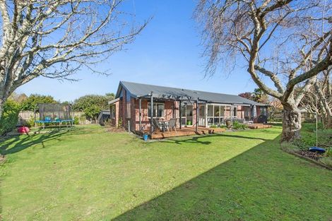 Photo of property in 15 Halcione Close, Flagstaff, Hamilton, 3210